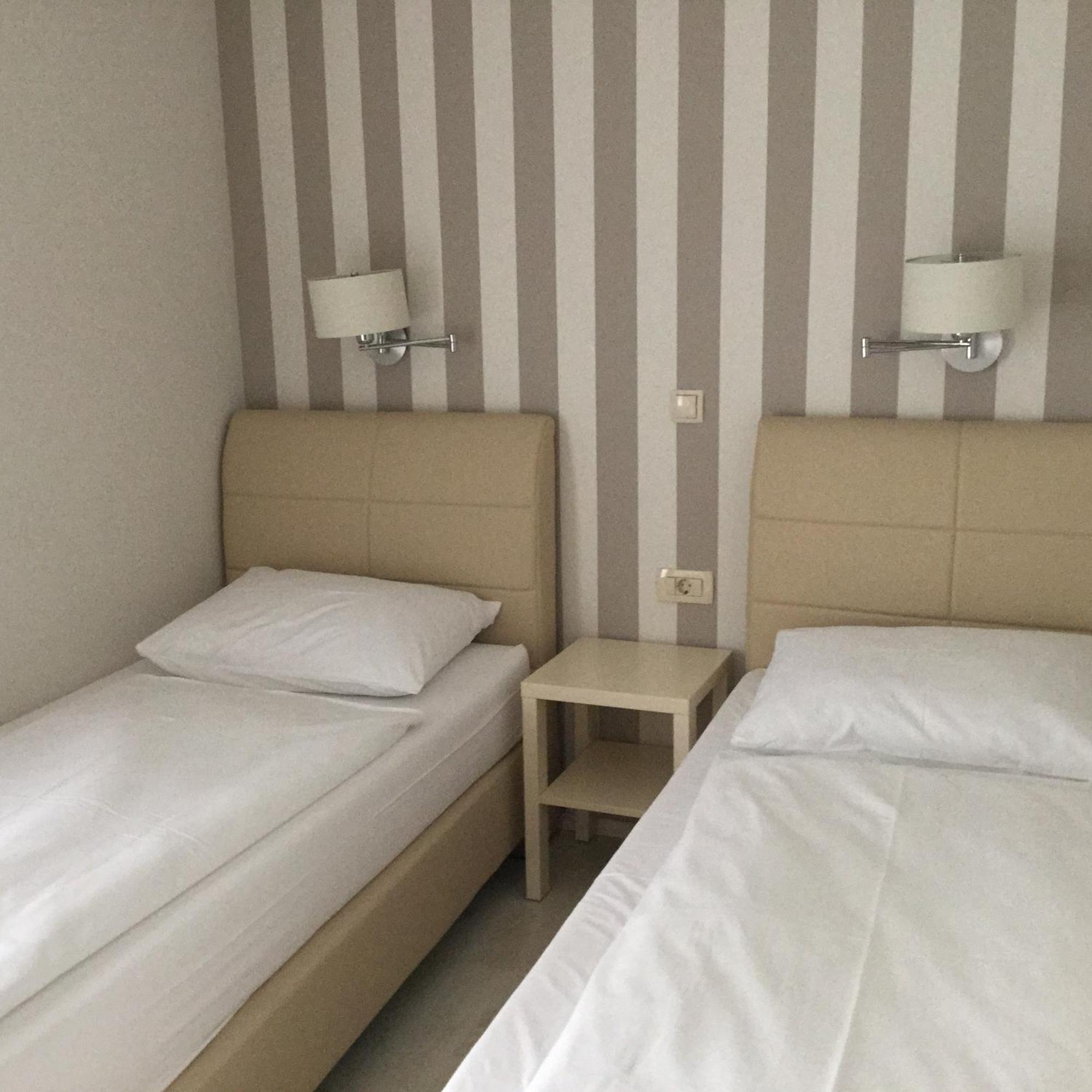 Pansion Bencun Hotel Medugorje Bagian luar foto